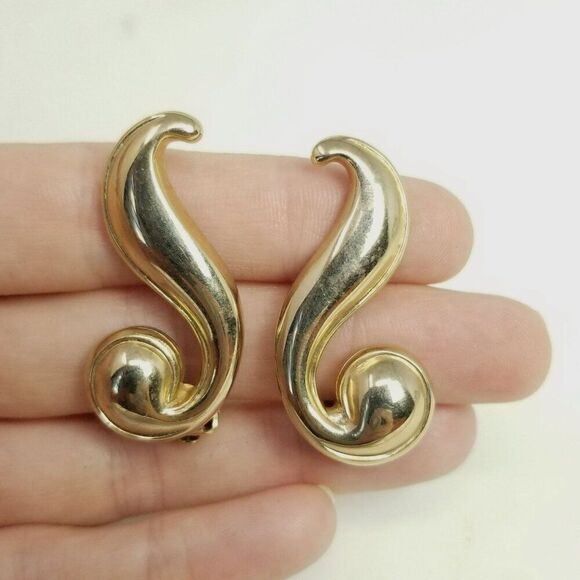 Vintage Alice Gold Tone Swirl Design Clip On Earrings, Signed Estate Retro - Picture 7 of 8